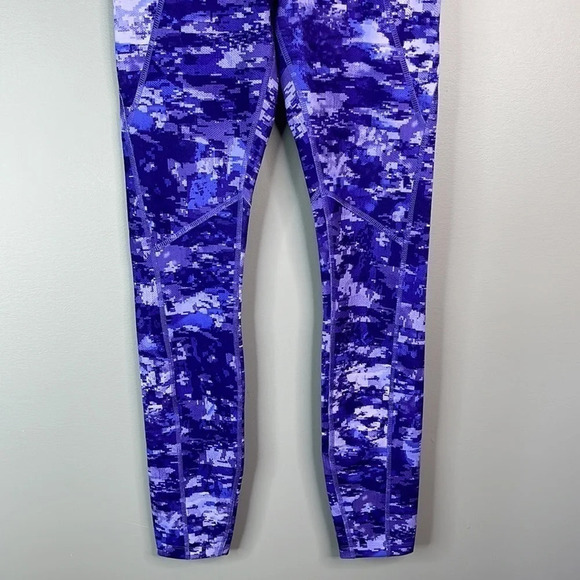 THE NORTH FACE Digital Camo Leggings Purple Print Mid-Rise Gorpcore Size XS - Picture 5 of 12